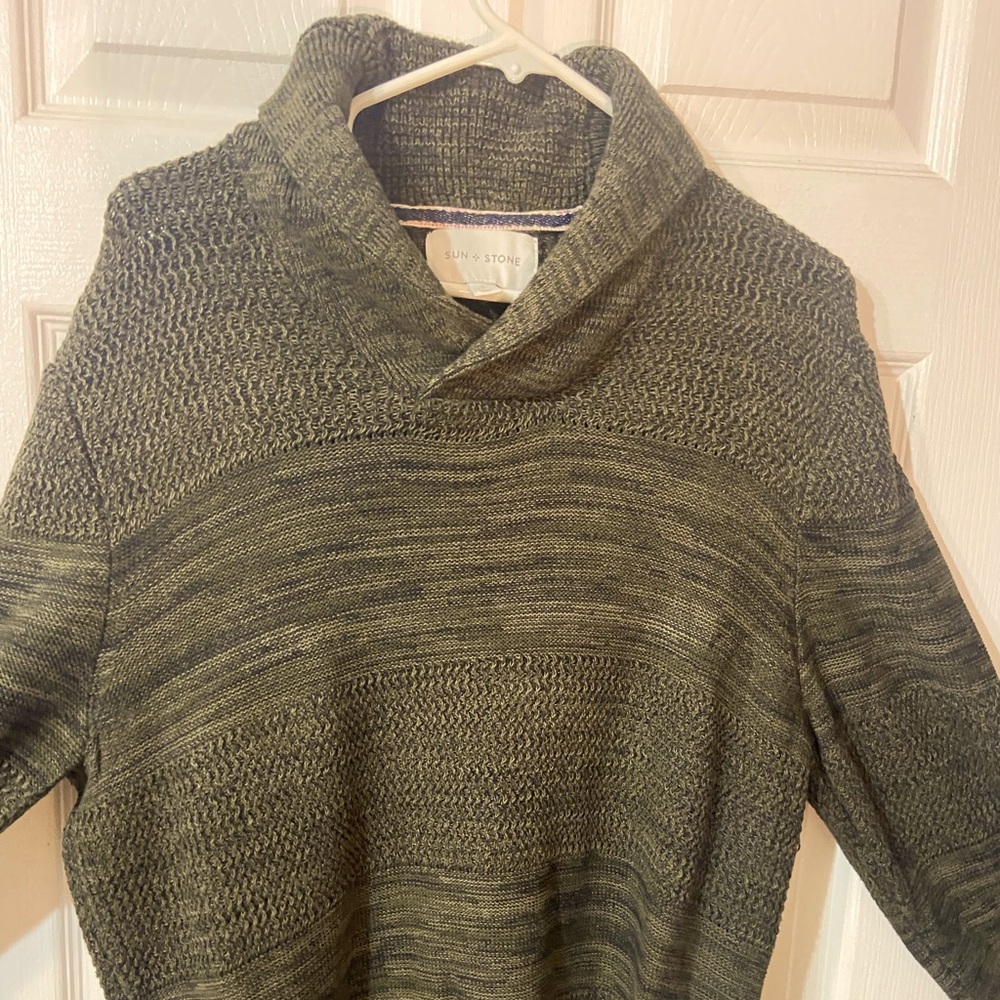 Sun + Stone Large Green and Black Sweater